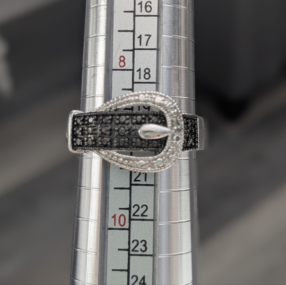 Silver Tone Rings - Picture 3 of 8